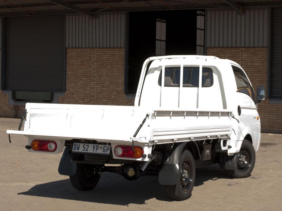  Hyundai H100 Pickup 2011 года  (ZA) (фото 3 из 11)